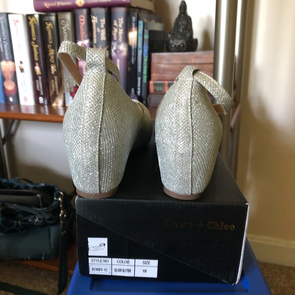 Sparkle! BNIB SZ 10 Silver Wedge with Ankle Strap - Picture 3 of 4